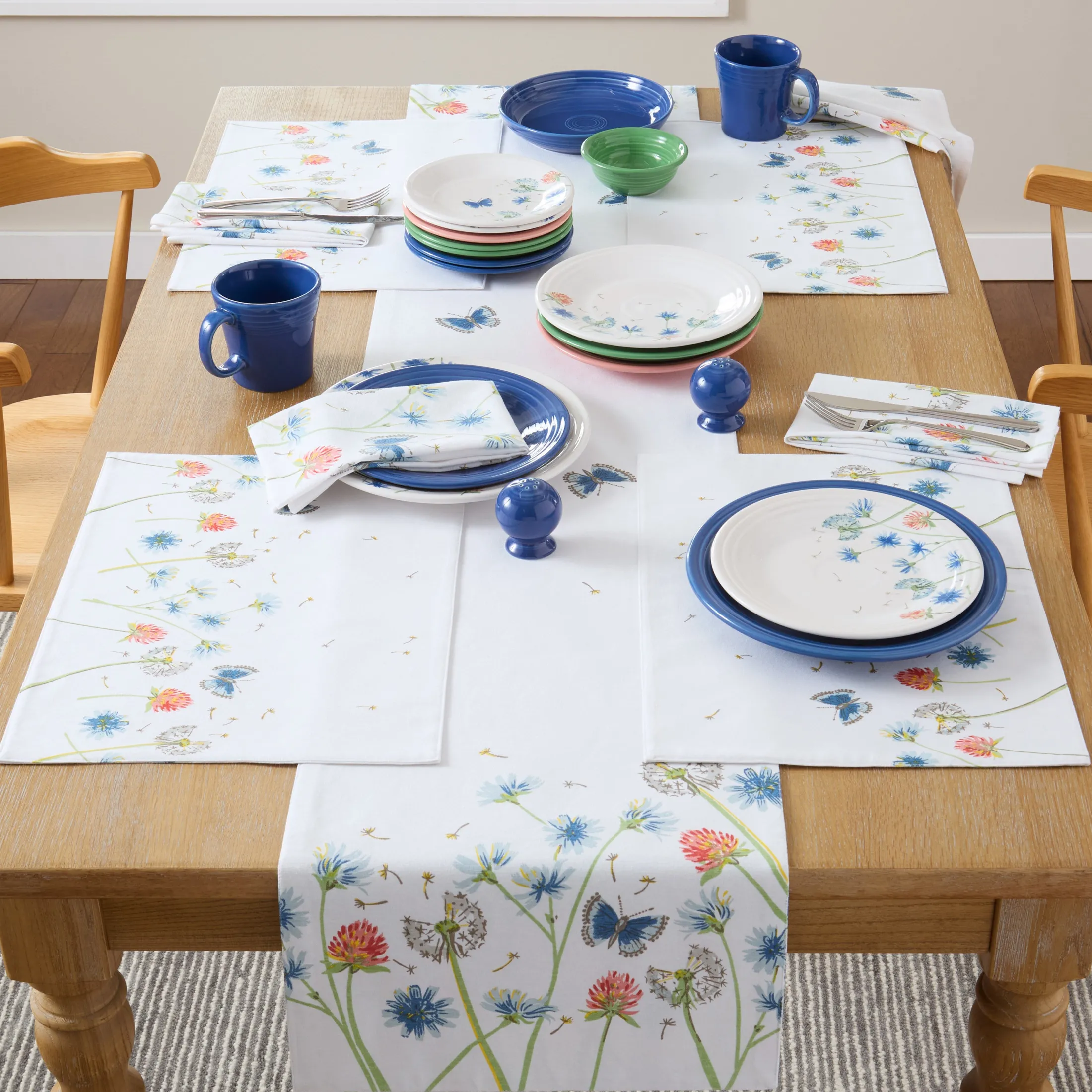 Breezy Floral Napkin Set of 4