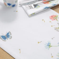 Breezy Floral Table Runner
