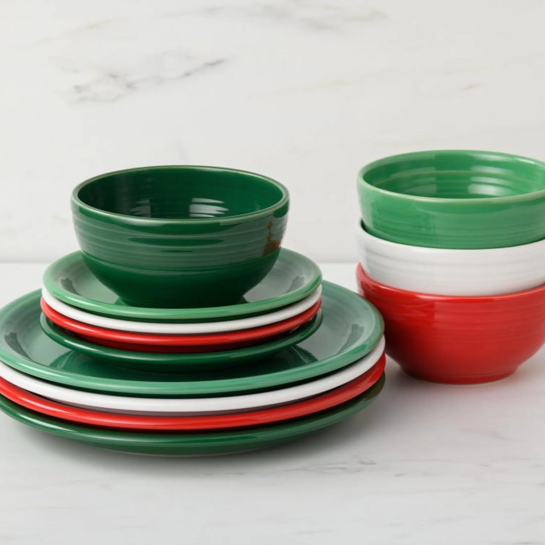Christmas Mixed Color Bistro Coupe 12-Piece Dinnerware Set, Service for 4