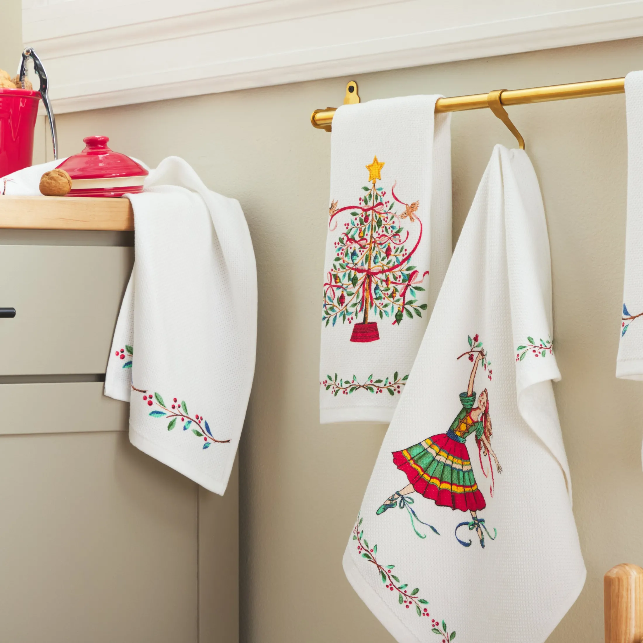 Holly Berry Christmas Tree Kitchen Towel Set