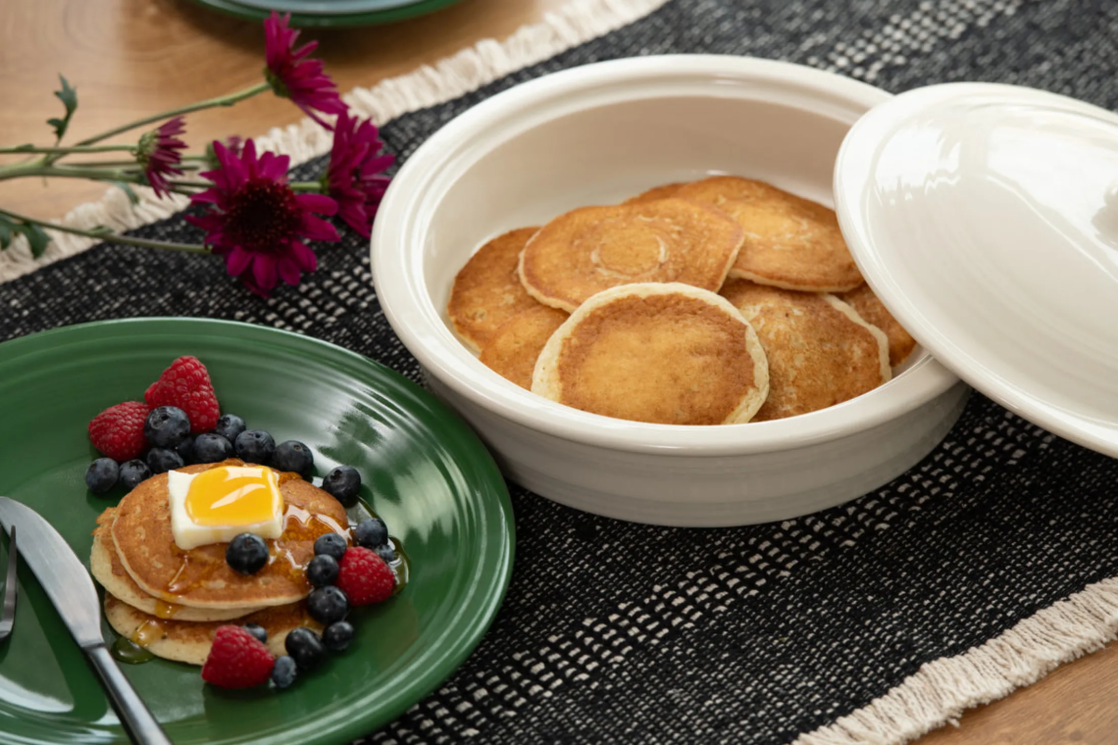 Small 10 Inch Round Covered Casserole 1.4 Quart